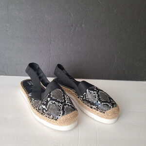 Bleecker & Bond Espadrille sandals women's sz10 M snake print